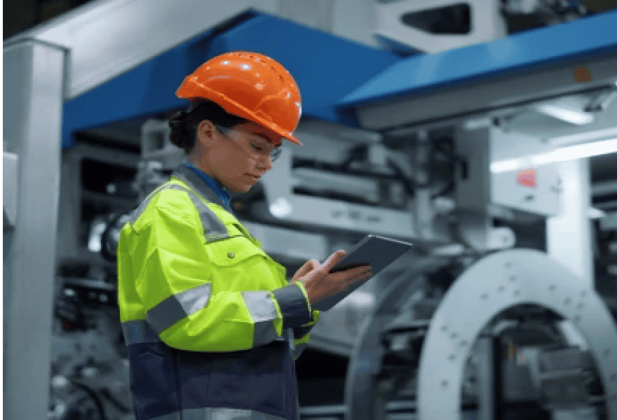 Streamlining Field Support Operations with RealWear Smart Glasses and Object Tracking